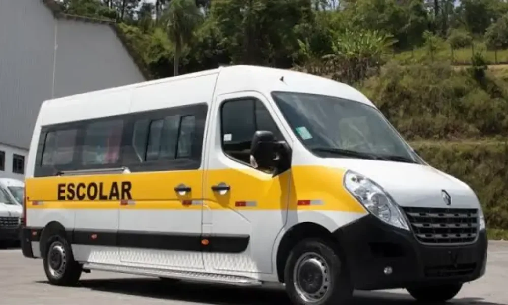 "Vistoria do Transporte Escolar em Lauro de Freitas Começa!"