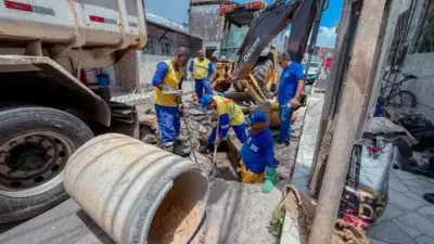 Lauro de Freitas refor&ccedil;a drenagem contra chuvas em Port&atilde;o