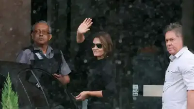 Michelle visita Bolsonaro na PF após prisão decretada por Moraes