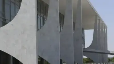 Lula anuncia isenção do IR para quem ganha até R$ 5 mil