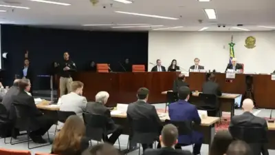 STF mantém condenação de Bolsonaro por golpe