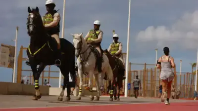 Cavalaria da PM patrulha ver&atilde;o baiano para conter furtos e roubos