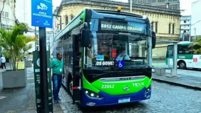  Ônibus elétrico no Centro Histórico de Salvador tem testes estendidos