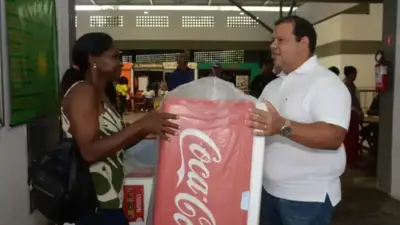 Kits para ambulantes estruturam o Natal do Centro Histórico de Salvador