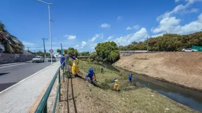 For&ccedil;a-tarefa de limpeza prepara Lauro de Freitas para Mica Lauro