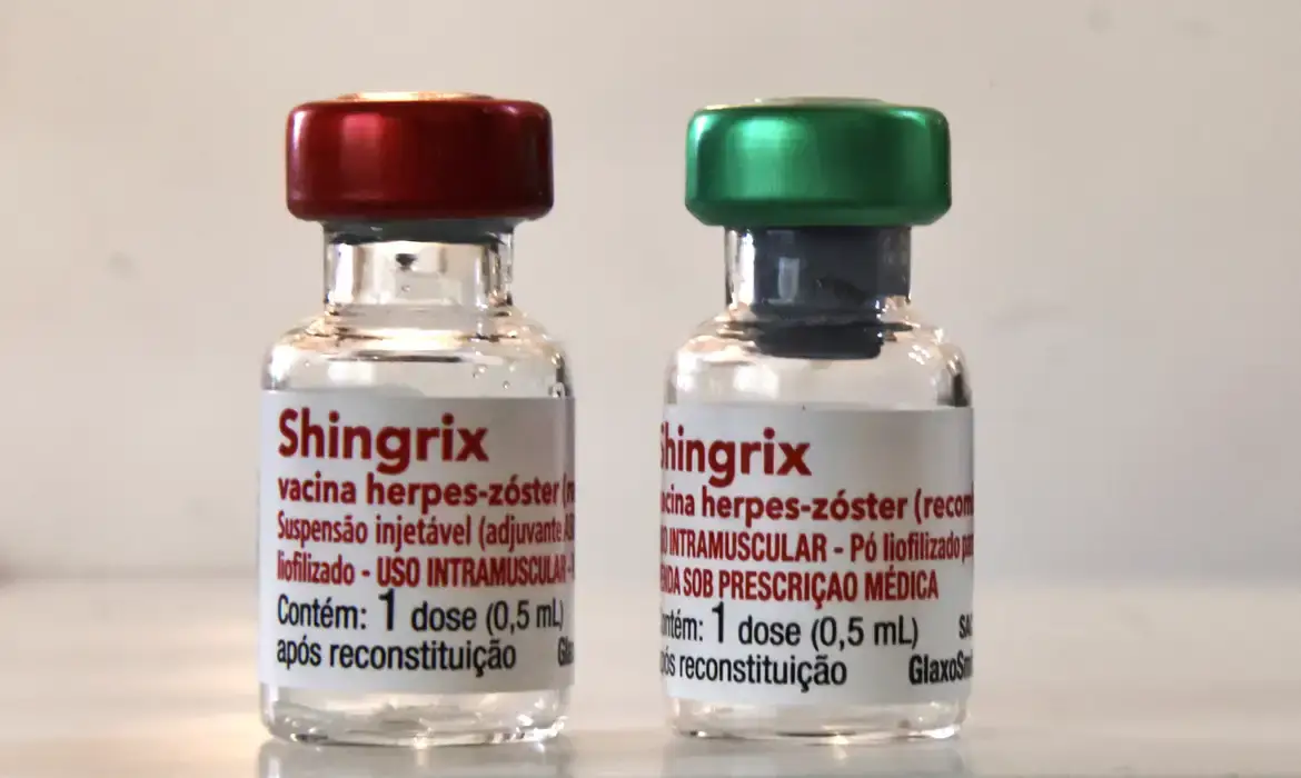 Ampola de vacina contra herpes-zoster