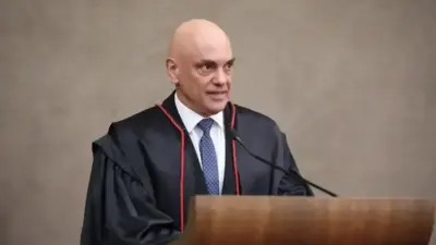 Moraes investiga vazamento de dados fiscais de ministros