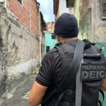 Operação Mirakel prende blogueira por comércio de canetas roubadas