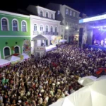 Carnaval do Pelô abre com foco na família e cultura baiana