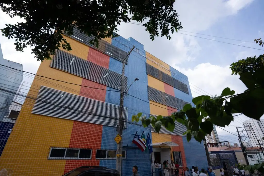 Escolas no Alto das Pombas