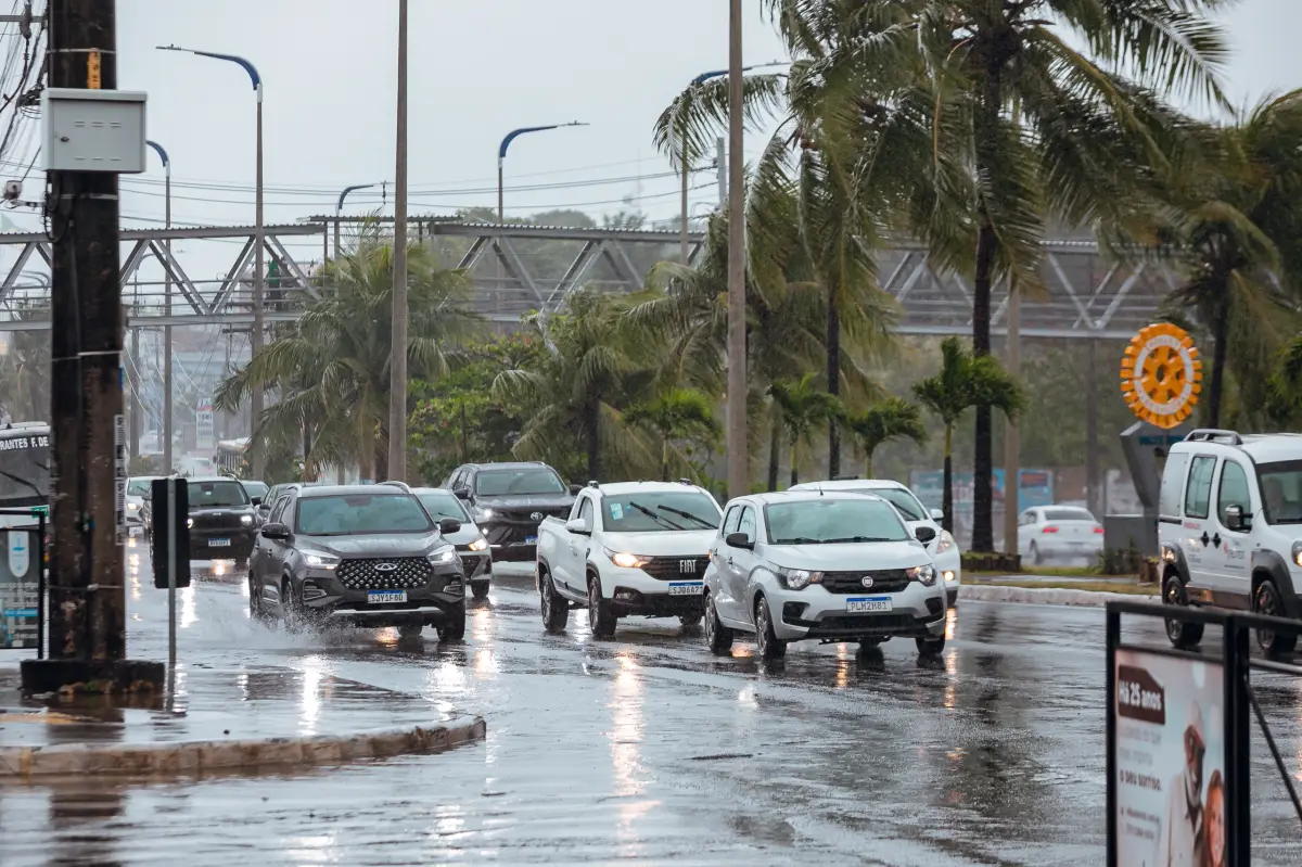 Estrada do Coco em Lauro de Freitas