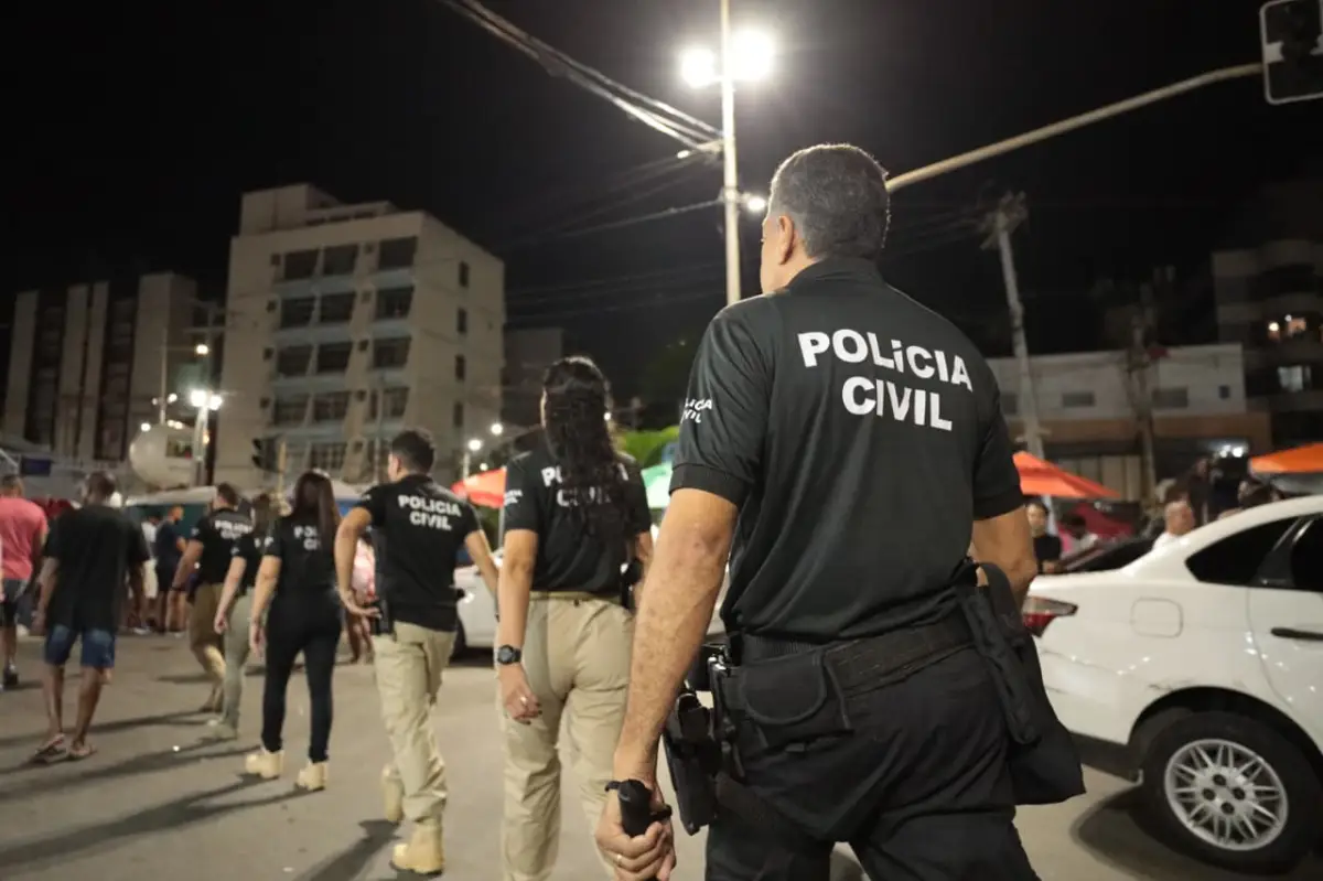 Policiais civis no carnaval