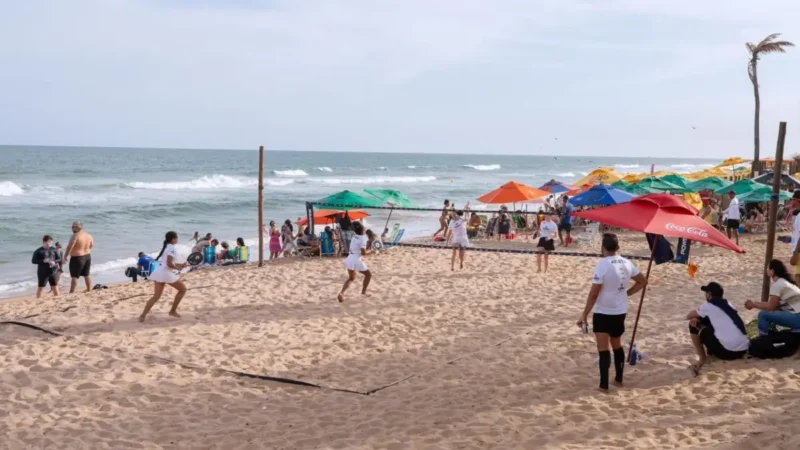 esporte na praia de Lauro de Freitas