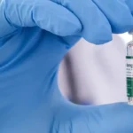 Vacinação de 1,2 milhão de profissionais de saúde contra dengue começa