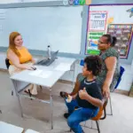 Ação em Lauro de Freitas oferece saúde e autocuidado a mães atípicas em março