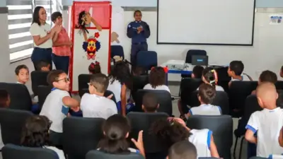 Guarda Civil de Salvador combate bullying com a&ccedil;&otilde;es l&uacute;dicas em escolas