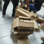 Pol&iacute;cia apreende 870 perfumes falsos no centro de Feira