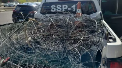 Prefeitura de Lauro de Freitas d&aacute; 15 dias para operadoras arrumarem fia&ccedil;&atilde;o no Centro