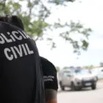 Feira de Santana: jovem de 18 anos &eacute; apreendido por atos infracionais an&aacute;logos a tr&aacute;fico e porte de arma