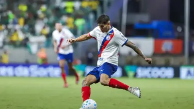 Vitória 1×1 Chapecoense: com um a menos, Rubro-Negro empata nos acréscimos