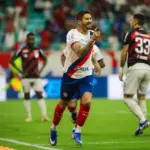 Bahia 3 x 0 Athletico-PR: Everaldo brilha com dois gols na 9ª rodada