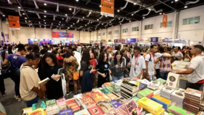 Bienal do Livro Bahia 2026: Governo leva 200 autores e debate fake news