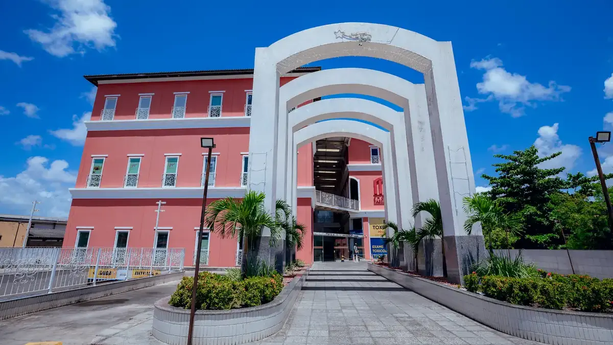 Shopping em Lauro e Freitas