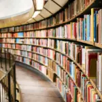 MEC lança app gratuito com 8 mil livros e anuncia plataforma de idiomas