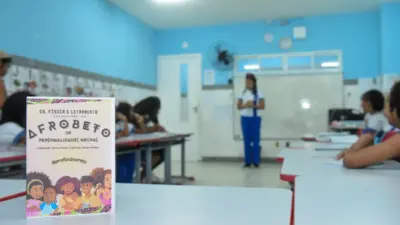 Projeto Afrobeto alfabetiza crianças com referências afro-brasileiras em Salvador