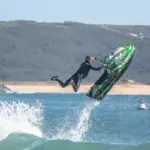 Copa do Mundo Jet Waves 2026 reúne 10 países em Guarajuba neste fim de semana