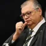 Dino questiona BC e CVM sobre falhas em fiscalização de fundos usados pelo PCC