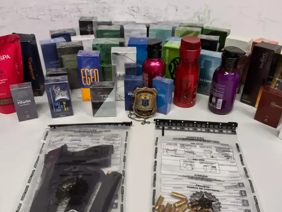 perfumes apreendidis pela policia