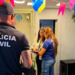 Codecon apreende 50 celulares e 300 acessórios irregulares em shoppings de Salvador