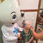 Dia D de vacinação em Salvador aplica 2,2 mil doses em um sábado