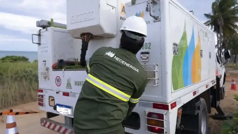 Trabalhador da Neoenergia