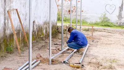Obras da Arena Poeirão avançam em Portão com instalação de alambrados