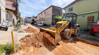Pavimenta Lauro chega à Rua Abaeté, em Vida Nova, com obras de infraestrutura