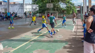 Lauro de Freitas: torneio de futsal reúne escolas municipais em alusão à Copa do Mundo