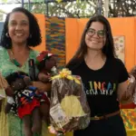 Oficina de bonecas pretas na Escola da Engomadeira celebra Julho das Pretas