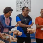Curso de primeiros socorros capacita professores em Lauro de Freitas