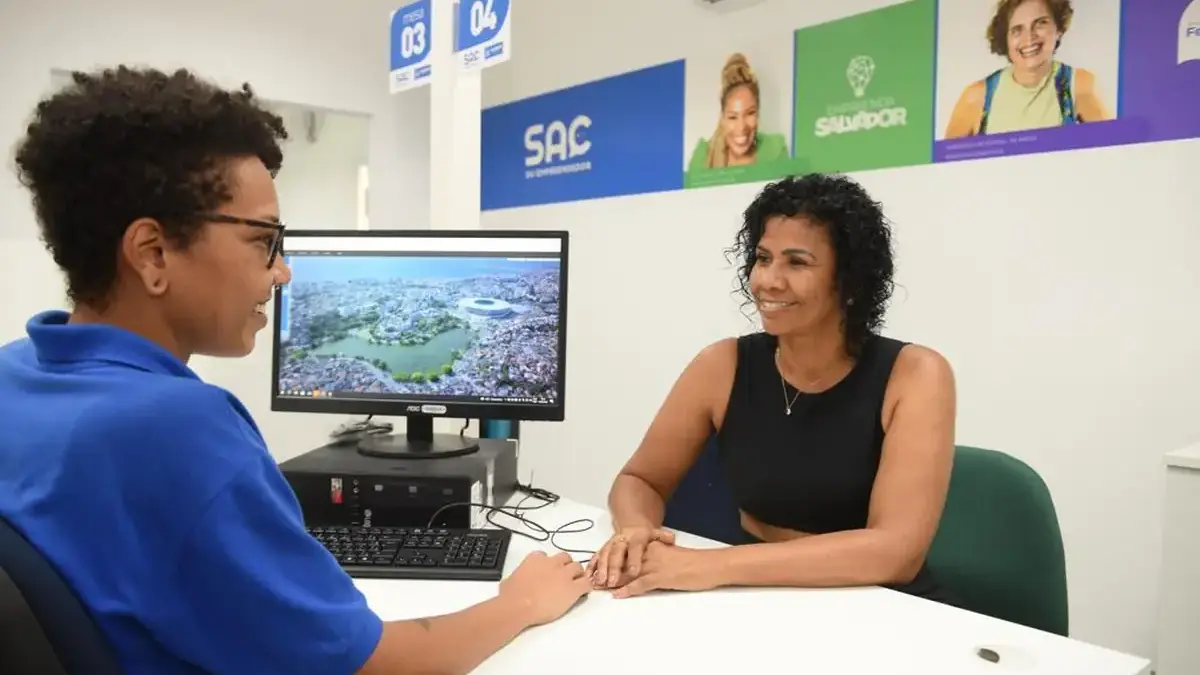 SAC do Empreendedor reabre no Mercado de São Miguel, em Salvador, oferecendo serviços gratuitos para empreendedores.