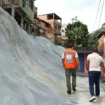 Lobato: proteção de encosta beneficia 37 famílias na Rua Santo Antônio