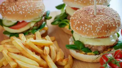 Cardiologista da SBC reforça prevenção ao colesterol e alerta para riscos da dieta carnívora