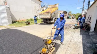 Operação Buraco Zero começa em Lauro de Freitas com recuperação de vias em quatro bairros