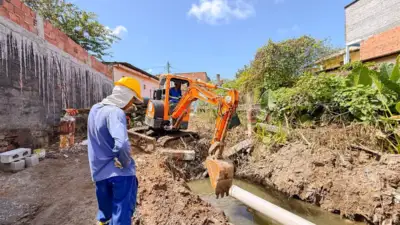Obras de microdrenagem em Lauro de Freitas avançam com 84% de execução em Vida Nova
