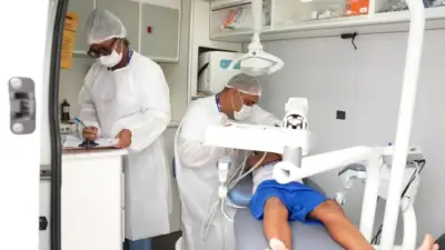 criança tendo atendimento odontologico em Salvador-BA