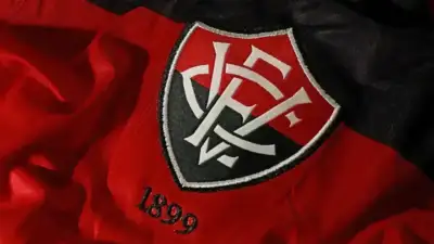 Vitória encara o Vasco em São Januário pela ida das quartas da Copa do Brasil