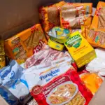 Cestas de alimentos chegam a famílias do CRAS Vila Praiana e a mais cinco unidades de Lauro de Freitas