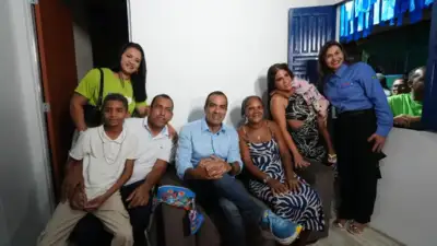 Prefeitura entrega 133 casas reformadas pelo Morar Melhor na Engomadeira