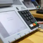 Eleitores com deficiência têm até 14 de setembro para pedir transporte gratuito no 1º turno